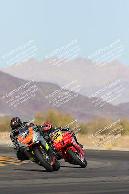 media/Feb-04-2023-SoCal Trackdays (Sat) [[8a776bf2c3]]/Turn 14 (115pm)/